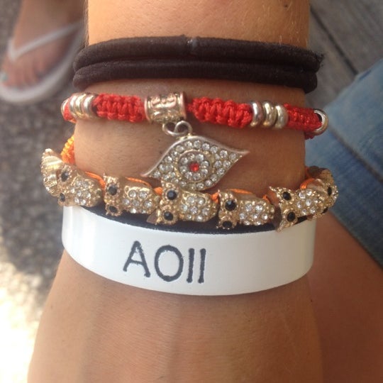 Caribou Pottery Busch Gardens Gift Store in Williamsburg