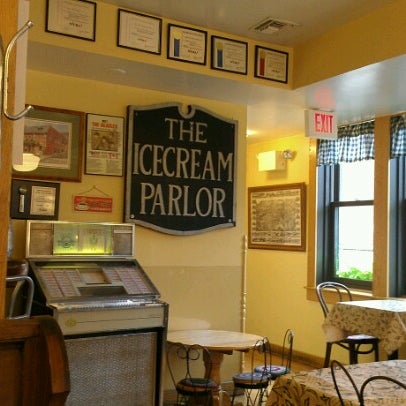 Photo taken at Queen City Creamery by Darrell on 7/15/2012