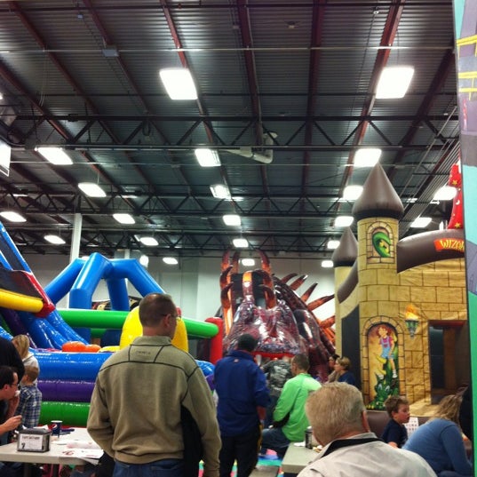 House of Bounce Playground in Rochester