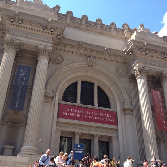 Das Foto wurde bei The Metropolitan Museum of Art Store at Rockefeller Center von Moaath A. am 8/19/2012 aufgenommen