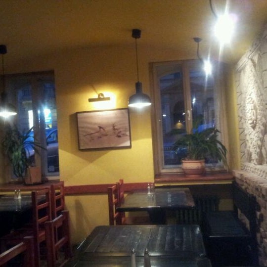 Foto tirada no(a) Café Bar Wigwam por Jayheyha T. em 5/15/2012