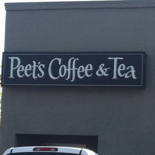 Photo taken at Peet&#39;s Coffee &amp; Tea by Matthew T. on 4/30/2012