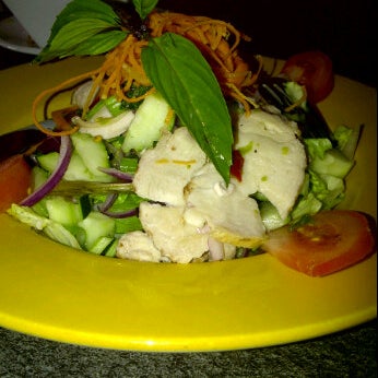 Photo taken at Mango Thai Cuisine by Linda S. on 2/20/2012