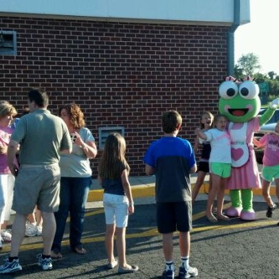 Photo taken at sweetFrog Sterling by Michael A. on 6/6/2012