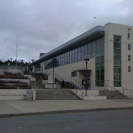Foss High School 고등학교일