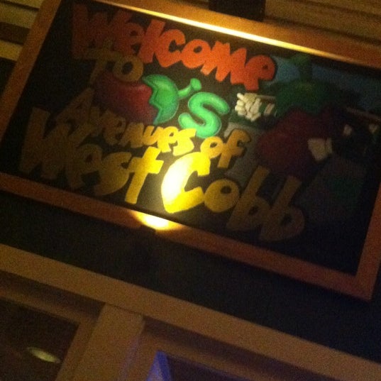 Photo taken at Chili&#39;s Grill &amp; Bar by Jessica N. on 3/24/2012