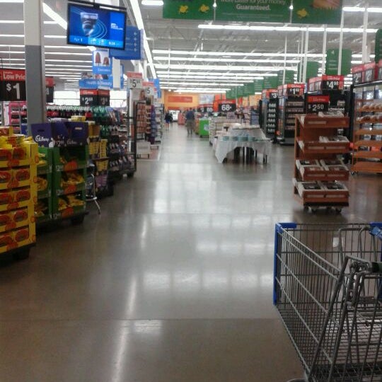 Walmart Supercenter Big Box Store in Hatfield