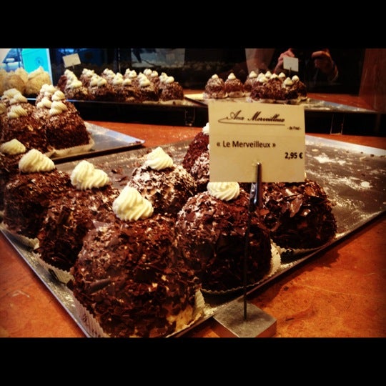 Aux Merveilleux De Fred Dessert Shop In Paris