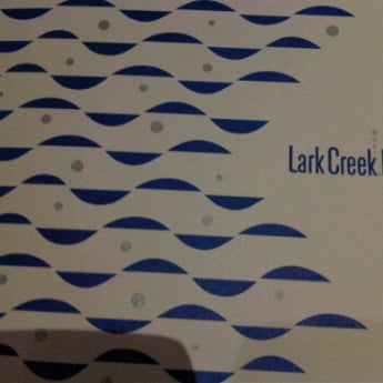 Foto tirada no(a) Lark Creek Blue por steve g. em 7/31/2012