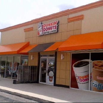 Photo taken at Dunkin&#39; by Nonglitch on 6/21/2012