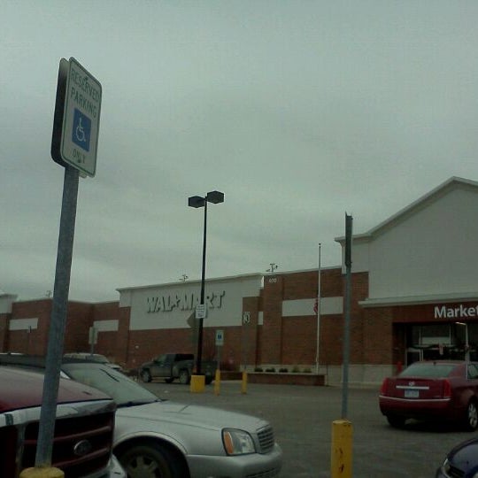 Walmart Supercenter Fowlerville, MI
