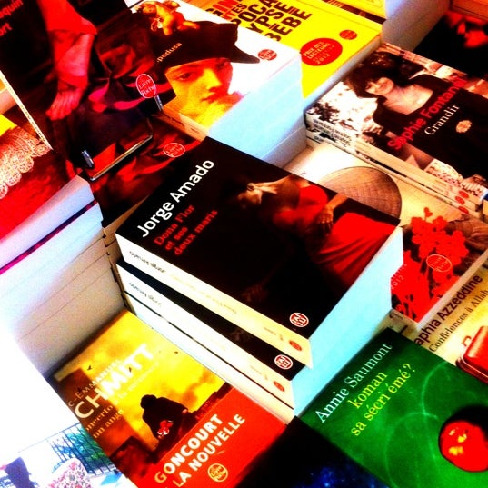 Photo taken at Librairie Internationale Kléber by Alexi T. on 7/5/2012