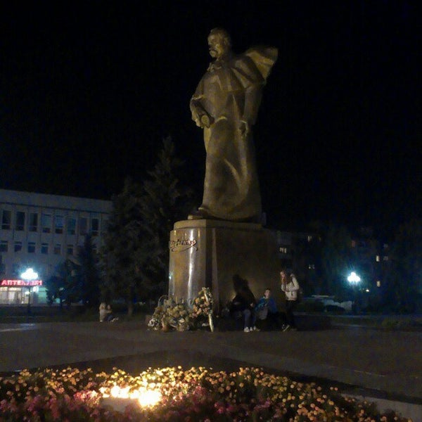 Памятник шевченко в санкт петербурге