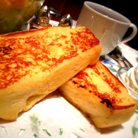 Cafe liya カフェ アリヤ 新宿3 1 17