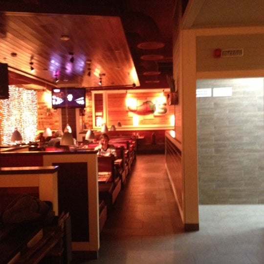 Photo taken at Chili&#39;s Grill &amp; Bar by Verunduchok on 3/11/2012