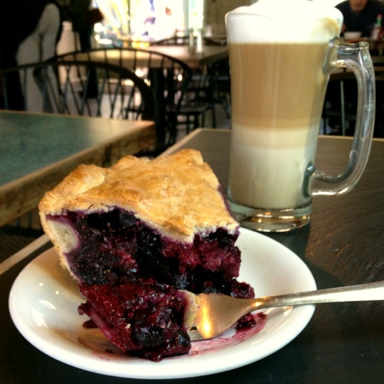 Photo taken at Main Street Coffee Roasting Company by Greg V. on 2/22/2012