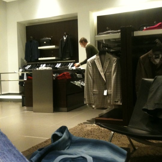 Hugo boss bogota calle clearance 82