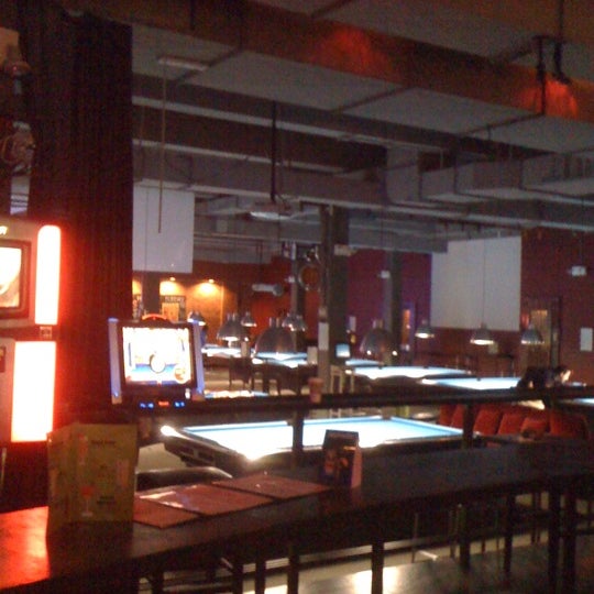 11/11/2011にJim s T.がCue Barで撮った写真