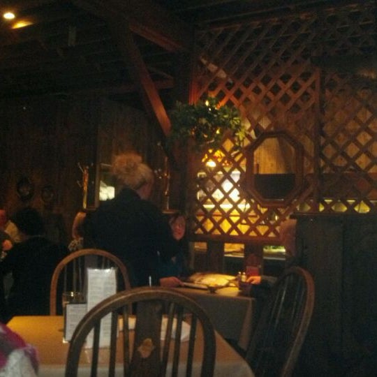 1/8/2012にTim R.がHank&#39;s Farm Restaurantで撮った写真