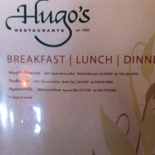 รูปภาพถ่ายที่ Hugo&#39;s Restaurant โดย Lissa C. เมื่อ 8/26/2012