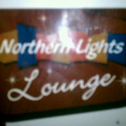 Foto scattata a Northern Lights Lounge da Randy T. il 4/6/2012