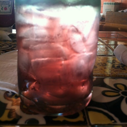 Photo taken at Chili&#39;s Grill &amp; Bar by Candace H. on 6/17/2012