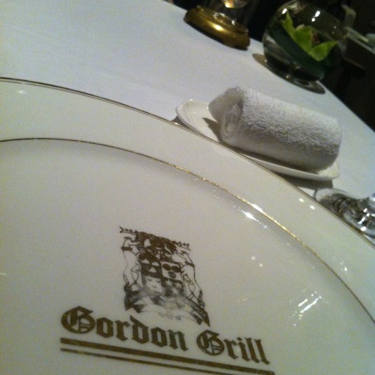 4/29/2012にSarah L.がGordon Grillで撮った写真