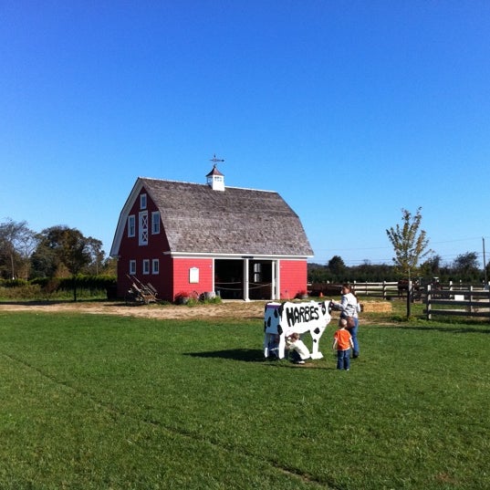 Photo taken at Harbes Family Farm by Eric F. on 10/9/2011