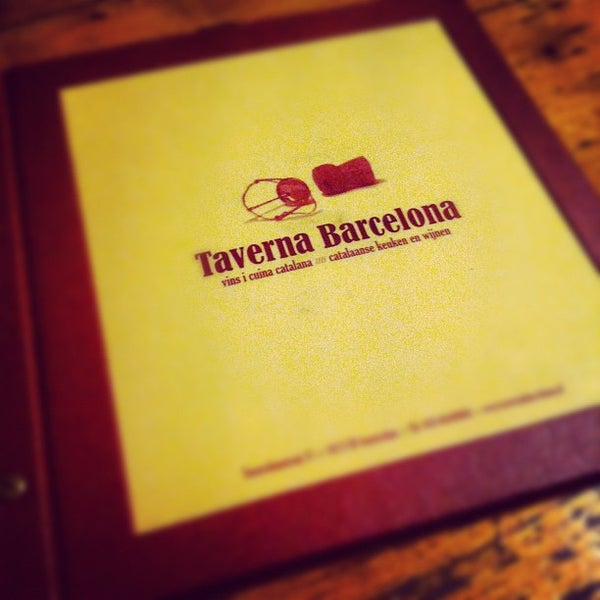 7/28/2012 tarihinde Eric K.ziyaretçi tarafından Taverna Barcelona'de çekilen fotoğraf
