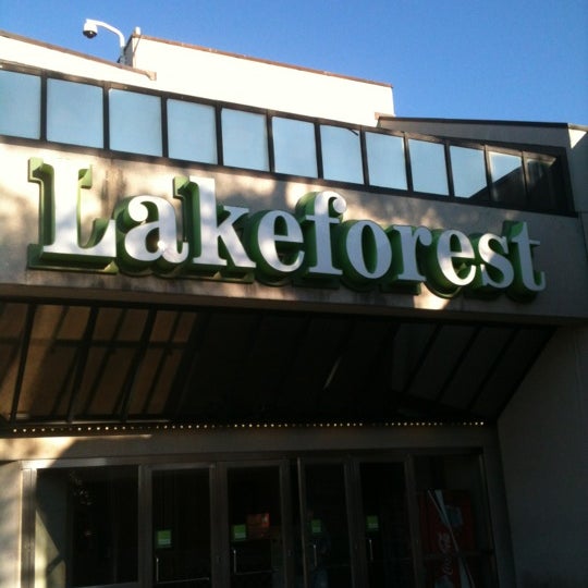 1/14/2012 tarihinde Jason H.ziyaretçi tarafından Lakeforest Mall'de çekilen fotoğraf