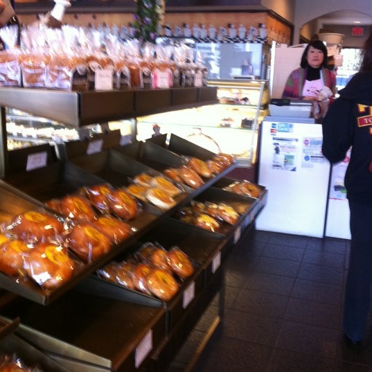 Photo taken at Big Joy Family Bakery by Makiko Ohashi C. on 1/17/2012