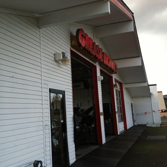 Grease Monkey North Auburn 202 15th St NE