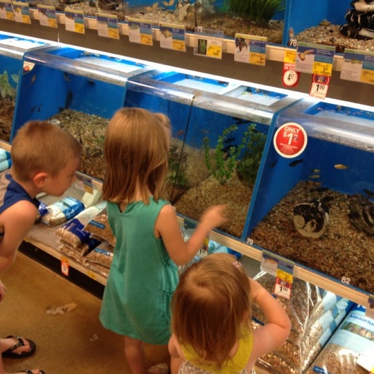 PetSmart Tienda de mascotas en West Omaha