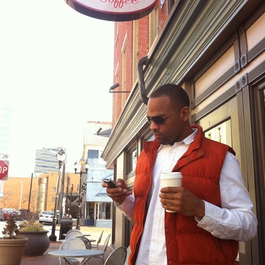 3/18/2011にAndre&#39; W.がLOMA Coffeeで撮った写真