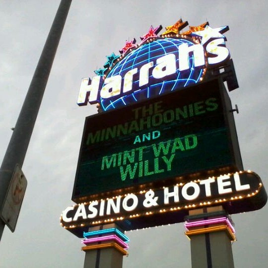 Photo taken at Harrah&#39;s Casino by Aaron A. on 5/20/2012