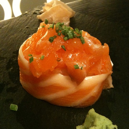 Photo taken at SushiCafé Avenida by Marta Q. on 10/3/2011