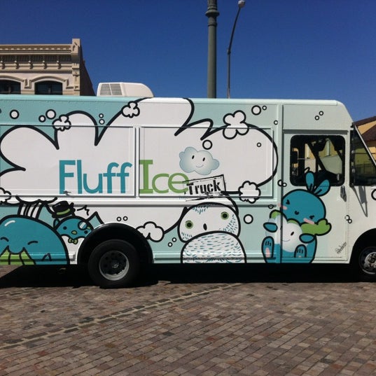 Foto scattata a Chinese American Museum da The Fluff Ice™ Truck il 3/3/2012