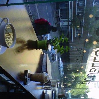 5/3/2012にChristos D.がDouble Shot Tea &amp; Coffeeで撮った写真