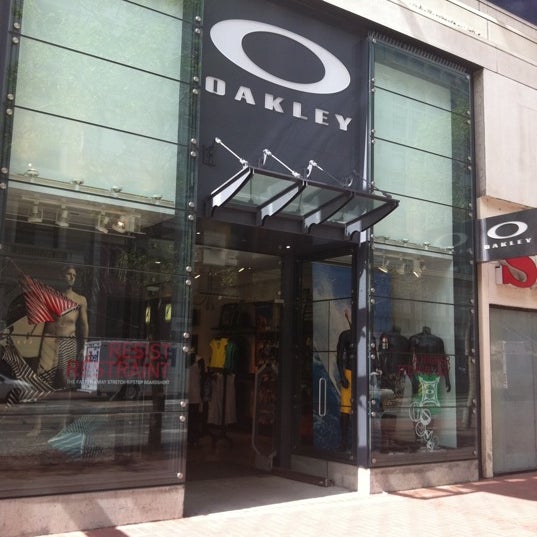 Oakley Store - Downtown San Francisco 