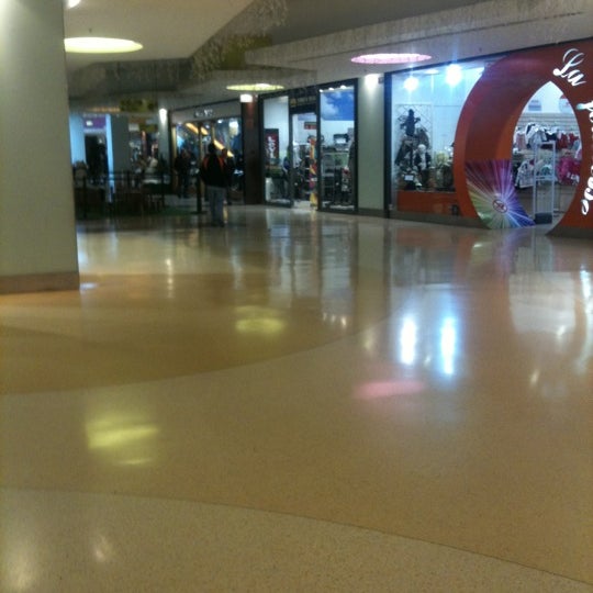 11/11/2011 tarihinde Nuno M.ziyaretçi tarafından Spacio Shopping'de çekilen fotoğraf