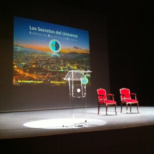 รูปภาพถ่ายที่ Teatro Leal โดย Olga P. เมื่อ 2/29/2012