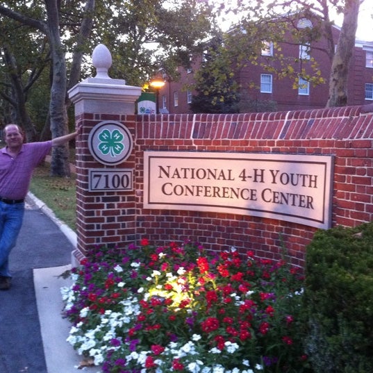 รูปภาพถ่ายที่ National 4-H Youth Conference Center โดย Bob L. เมื่อ 8/15/2011