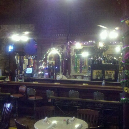1/27/2012 tarihinde Dale W.ziyaretçi tarafından Seville Quarter Oyster Bar'de çekilen fotoğraf