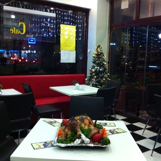 Photo taken at Fesleğen Cafe by Hikmet U. on 12/31/2011