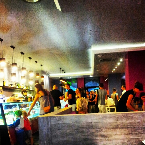 7/29/2012 tarihinde Marek M.ziyaretçi tarafından Tralalala Cafe'de çekilen fotoğraf