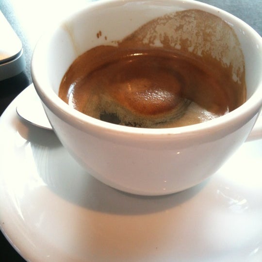 7/17/2012 tarihinde talaysziyaretçi tarafından Coffee Chaos'de çekilen fotoğraf