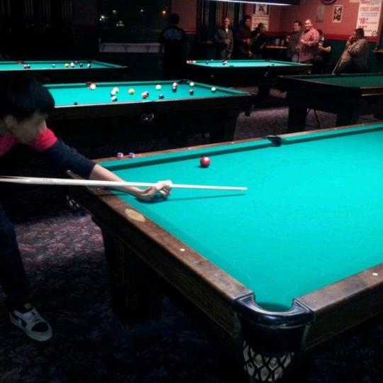 Diamond Billiards 6460 N Blackstone Ave