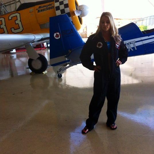 Foto tirada no(a) Sky Combat Ace por Megan F. em 5/17/2012