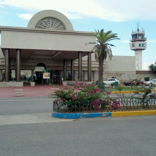Aeropuerto Internacional de Saltillo (SLW) 43 tips de 3193 visitantes