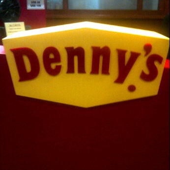 Photo taken at Denny&#39;s by Isaac S. on 4/2/2012
